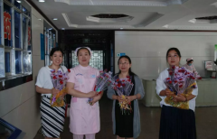 【河南誉美肾病医院】感恩母亲节，誉美为伟大的母亲送去了康乃馨