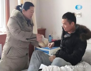亲情！医生邢梅军休息不忘患者 特意从家里带来新蒸的皮渣和包子